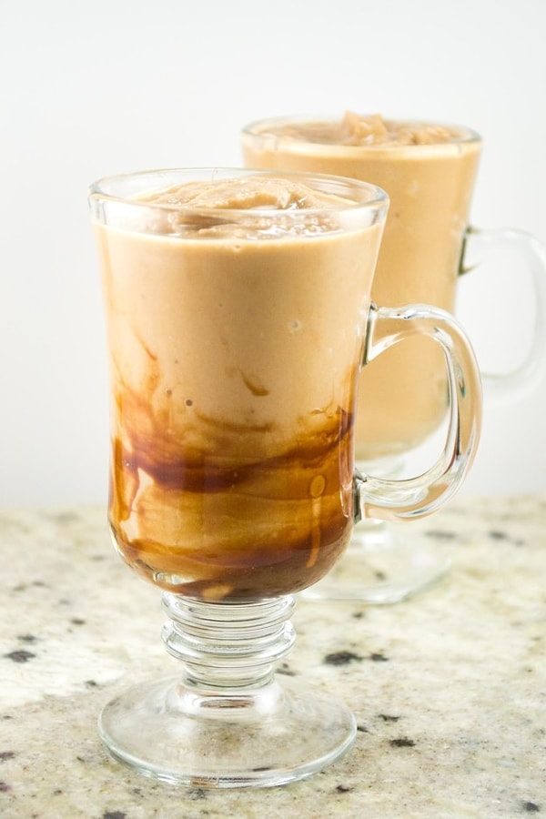 1. Шоколадный крем-смузи на завтрак