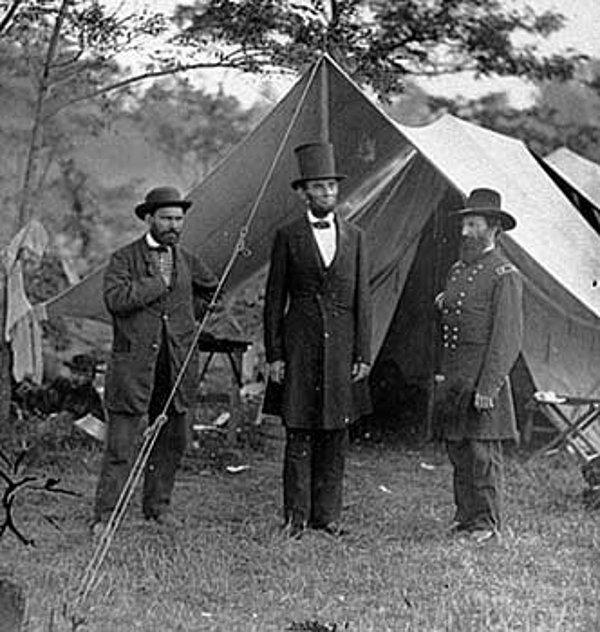 2. Abraham Lincoln Antietam'da (1862)