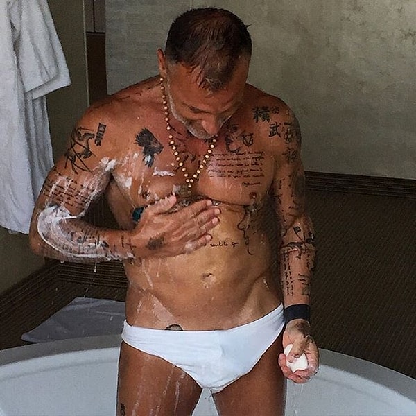 20. Свел с ума наших российских женщин.