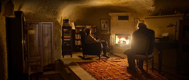 14. "İşe yaramazsın, işe yarasan sıkılmazsın."
