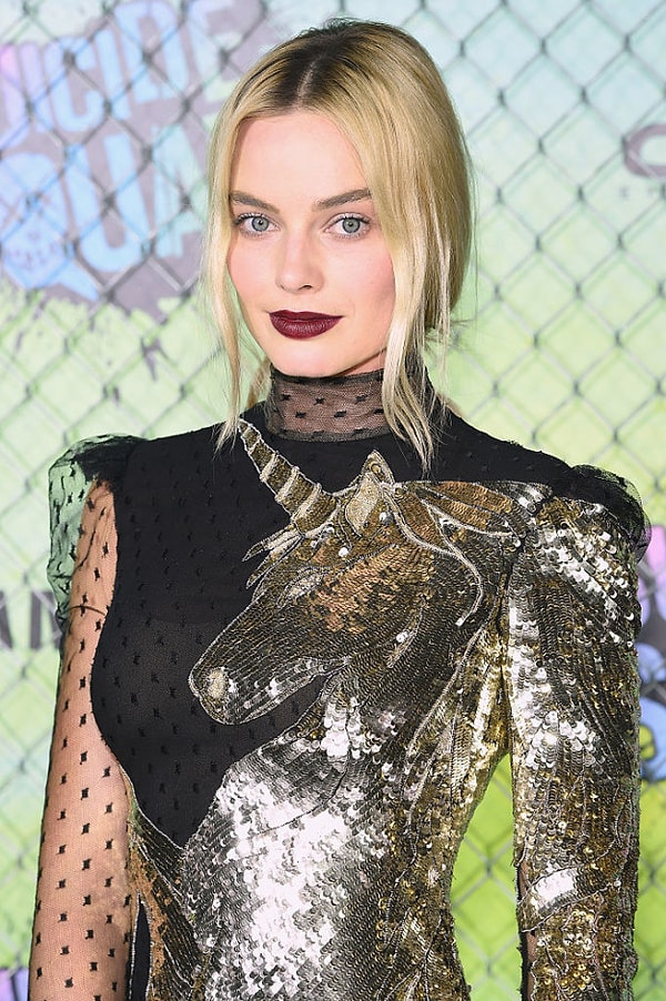 1. Марго Робби была просто ослепительна. Причем в буквальном смысле 🌟🌟🌟