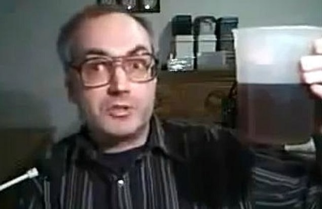 9. Buzlu çay yapımı mı korku filmi kuşağı mı olduğu belli olmayan bir video.