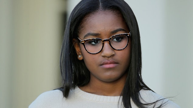 Sasha Obama, bu yazı Nancy's adında bir restoranda garsonluk yaparak geçiriyor.