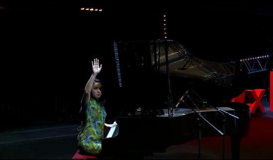 İnsanları Savaşları Durdurmaya ve Mültecilere Yardıma Çağıran Akım: ''Elini Kaldır''