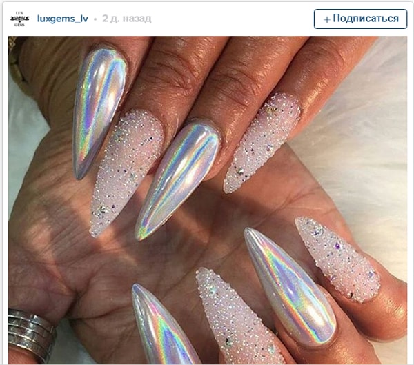 10. Если вы хотите опробовать этот авангардный маникюр...