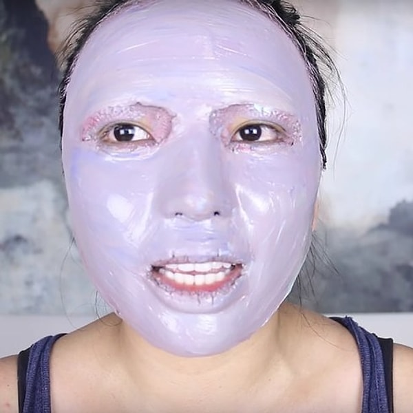 10. А как вам 100 слоев аквагрима от этой дамы?