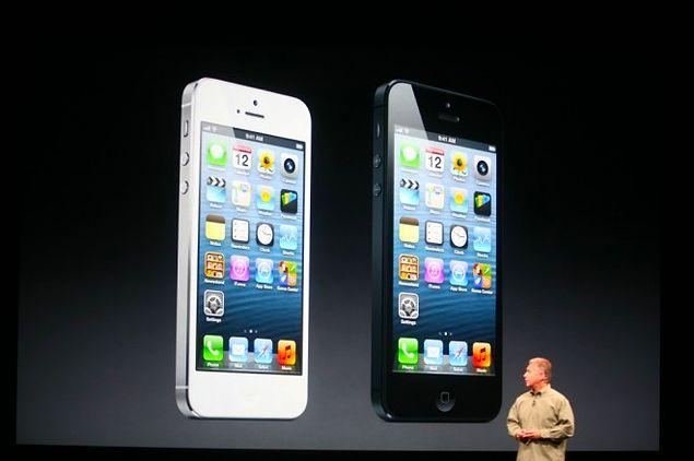 In 2012, Apple sold about 340,000 iPhones per day.
