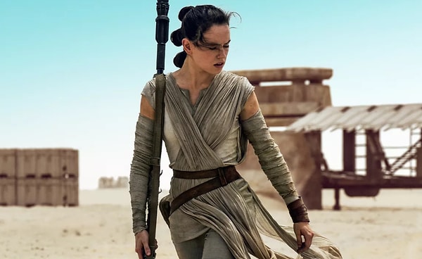 1. Рей из "Звездные войны: Пробуждение силы"