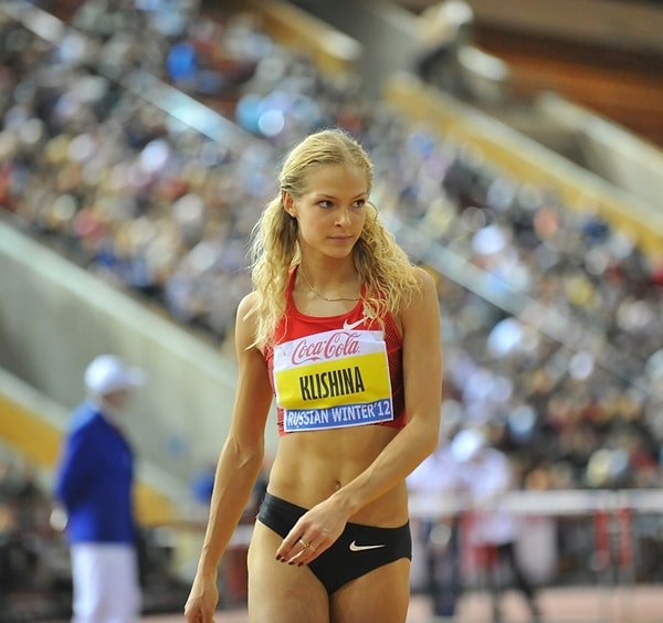 3. По словам адвоката Дарьи Клишиной, Пола Грина, речь идет о царапинах и возможных следах вскрытия, которые якобы обнаружили на пробирках с пробами спортсменки от 2013 года.