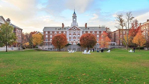 4. Harvard'da bu yıl 3 bin 700 öğrenci için yatılı eğitim.