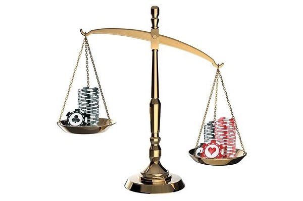 10. Весы: Уничтожат все запасы еды в доме