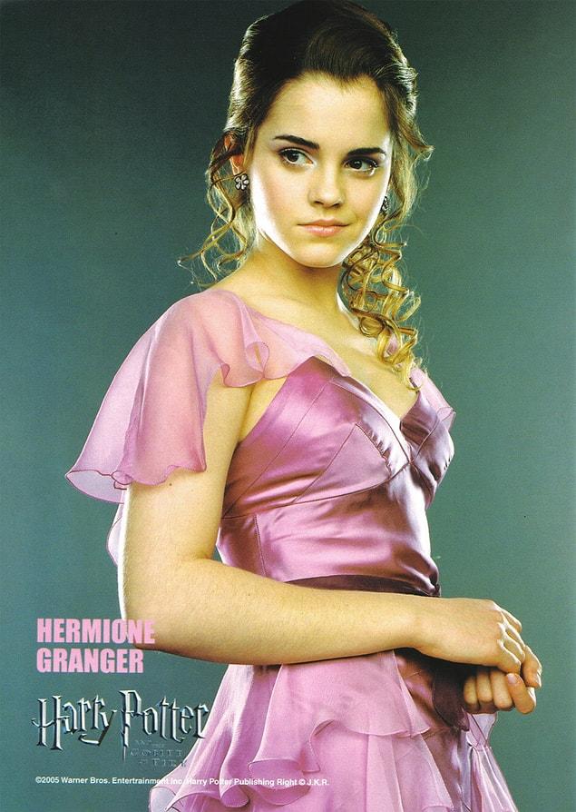 19. Emma Watson surely made fashion history with her pink gown she wore in Harry Potter and The Goblet of Fire (2005)