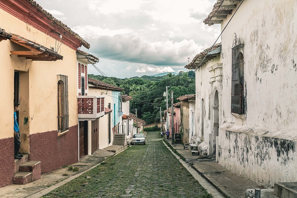 10 Life Lessons We All Learn From Living In A Small Town!