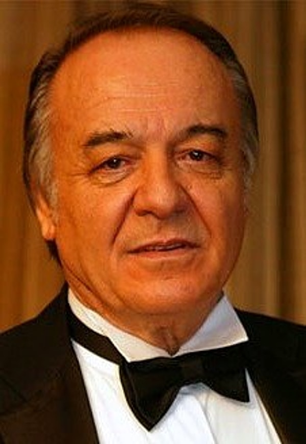 15. Vito Corleone(Marlon Brando) - Çetin Tekindor