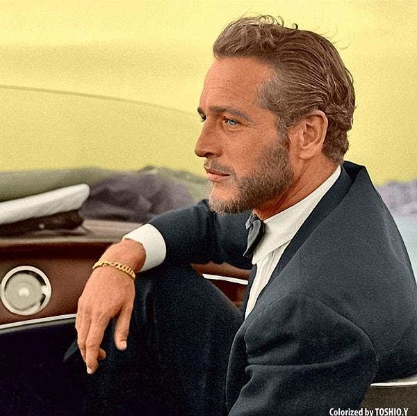 13. Aktör Paul Newman'ın oğlu Scott, bir avuç dolusu uyku hapı alarak intihar etti.