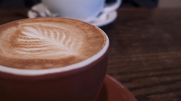 23. Их эспрессо и капуччино просто катастрофа.