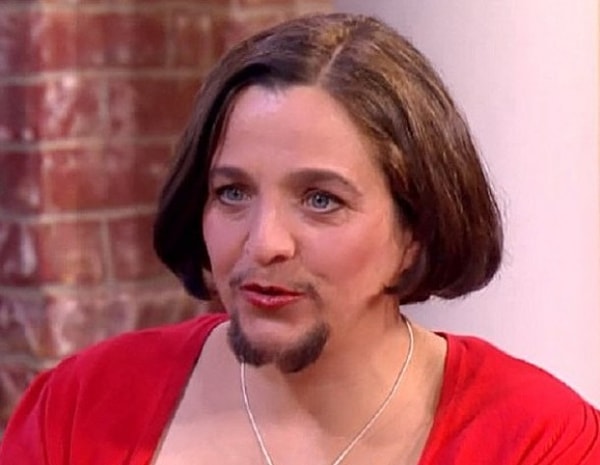 25. И на десерт - бородатая женщина