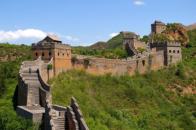 Миф: "Великую Китайскую стену можно увидеть из космоса"