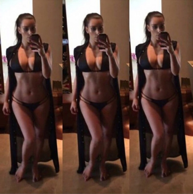 Мы обожаем это сексуальное черное бикини. А вы?