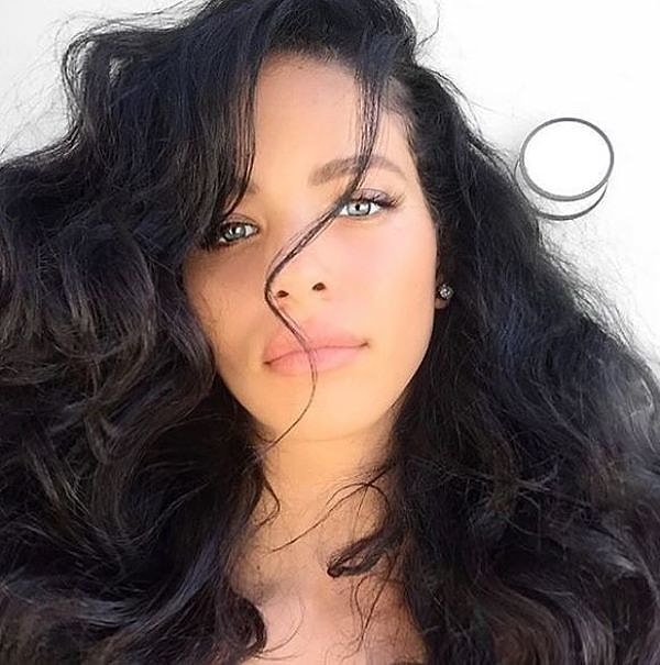 8. Объемные волосы