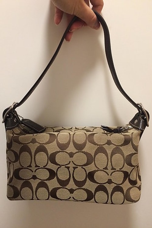 Сумочка с монограммой