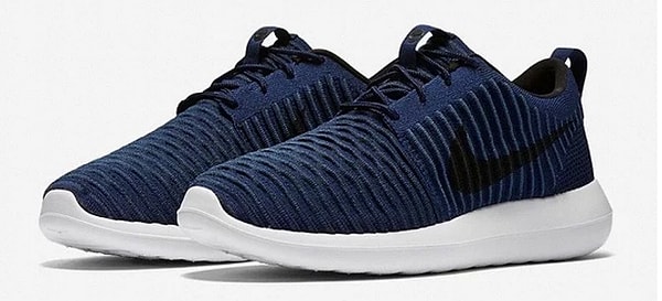 ROSHE 2 FLYKNIT COLLEGE NAVY