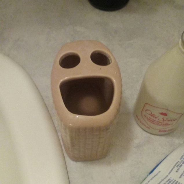 4. "I've been waiting whole my life to be a toothbrush holder!"