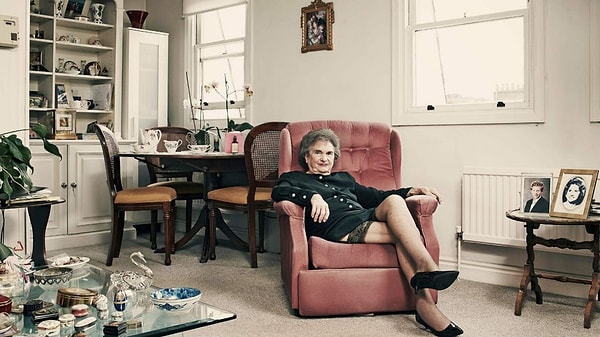 10. Шейла Фогель-Куп - самая старая эскорт-дама.