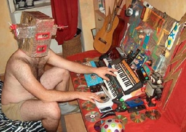 5. Костюм компьютера?