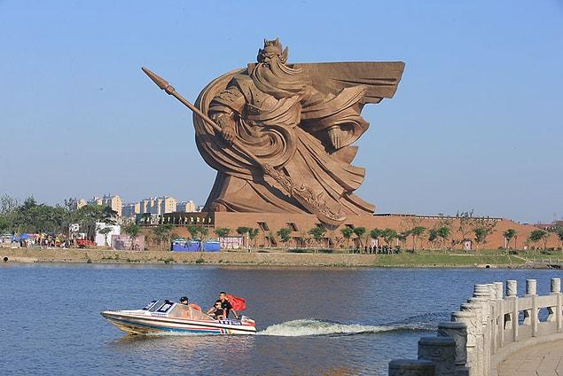 17. Epic 1,320-ton God Of War Statue In China