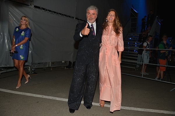 11. Сосо Павлиашвили с супругой