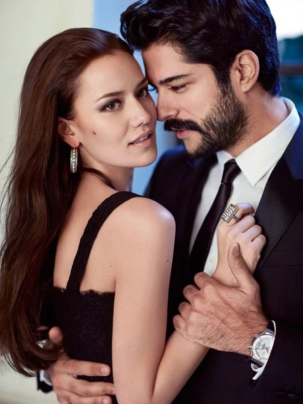 2. Fahriye Evcen & Burak Özçivit