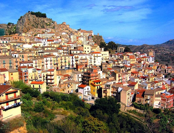 12. Никосия, Кипр - 11168.55 р.