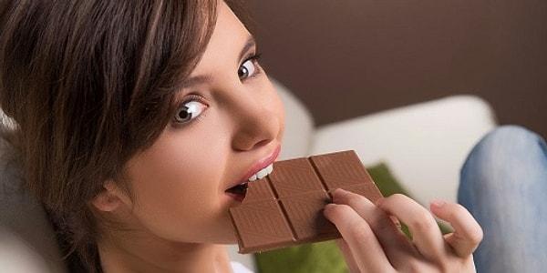 2. Bir tablet çikolata veya bol kakaolu bir sufle size de fazlasıyla cazip görünmedi mi?
