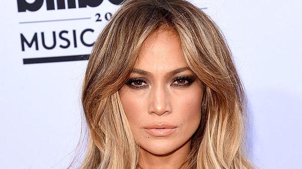 1. Jennifer Lopez vegan olmayı sağlık sebepleriyle tercih eden ünlülerden.
