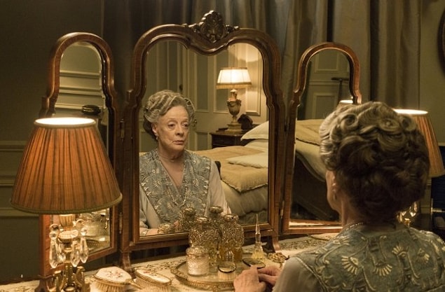 20. Drama Kategorisinde En iyi Yardımcı Kadın Oyuncu: Maggie Smith, Downton Abbey