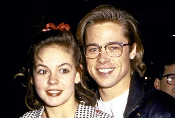 87 yılının Dallas'ındayız. O zamanlar 24 yaşında olan Brad Pitt, 15 yaşındaki rol arkadaşı Shalane McCall ile kısa süreli bir aşk yaşadı. Shalane'in ekrandaki ilk öpücüğü de Brad Pitt ile oldu.