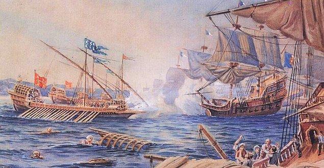 18. Türk tarihinin ilk donanmasını kuran ilk amirali kabul edilen komutan kimdir?
