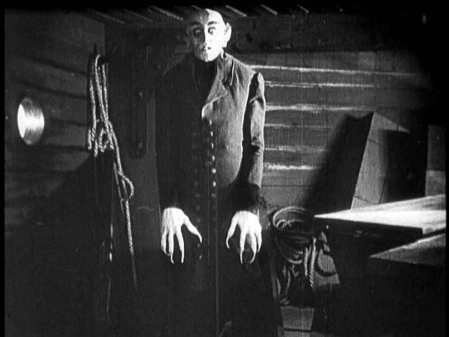 2. Nosferatu (1922) | IMDb 8.0