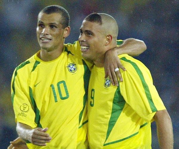 8. Rivaldo & Ronaldo (Brezilya)