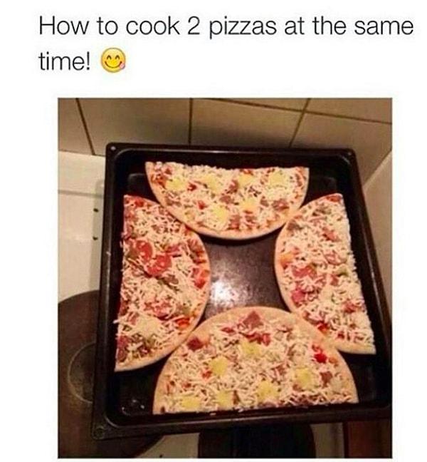 6. Aynı anda iki pizzayı ısıtmak aslında her fırın tepsisinde mümkün: