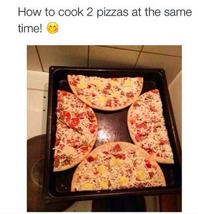 6. Aynı anda iki pizzayı ısıtmak aslında her fırın tepsisinde mümkün: