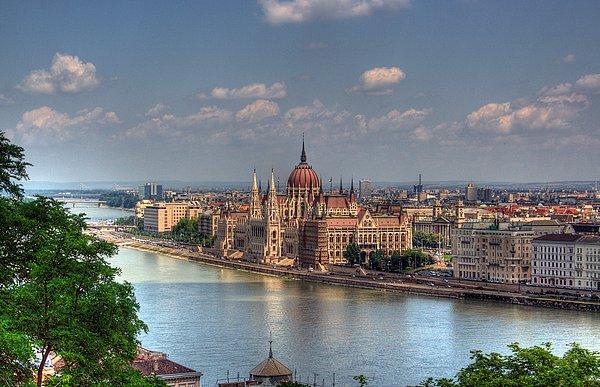 9. Budapeşte, Macaristan