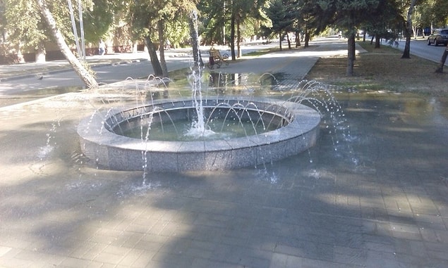 13. Fountains with crooked aims...