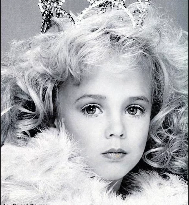 ДжонБенет, победительница многочисленных детских конкурсов красоты, была настоящей звездой Америки.