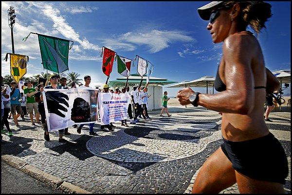 Brezilya'nın Olimpiyat Oyunları'na ev sahipliği yapması, ülke genelinde birçok kez protesto edilmişti