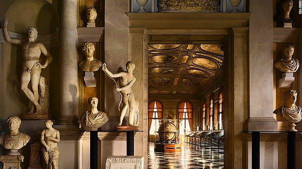 7. Marciana Kütüphanesi, Venedik, İtalya