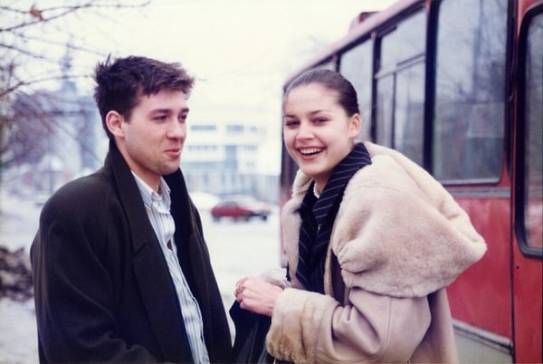 Ни одно из приглашений зарубежных агентств она не приняла и жила в Чебоксарах. 16 сентября 2000 Александра была убита в Чебоксарах одним выстрелом в голову, не дожив до двацитилетия двух дней. Девушка стала жертвой разборок местных криминальных авторитетов, одним из которых был ее молодой человек.