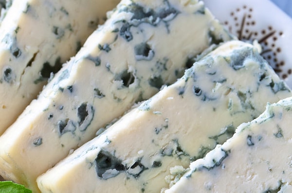 6. Один из наиболее известных итальянских сыров...