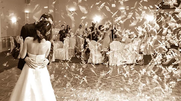 Когда одна из сторон обвинила другую, то "обвинителю" кажется, что он или она решил(-а) проблему